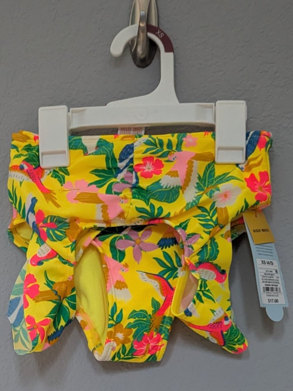 NWT Cat & Jack Girls' Tropical Bird Friends Bikini Set - Yellow XS (4/5)